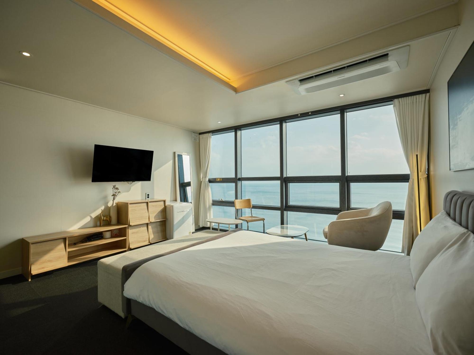 Uh Suite The Haeundae Busan Exterior foto