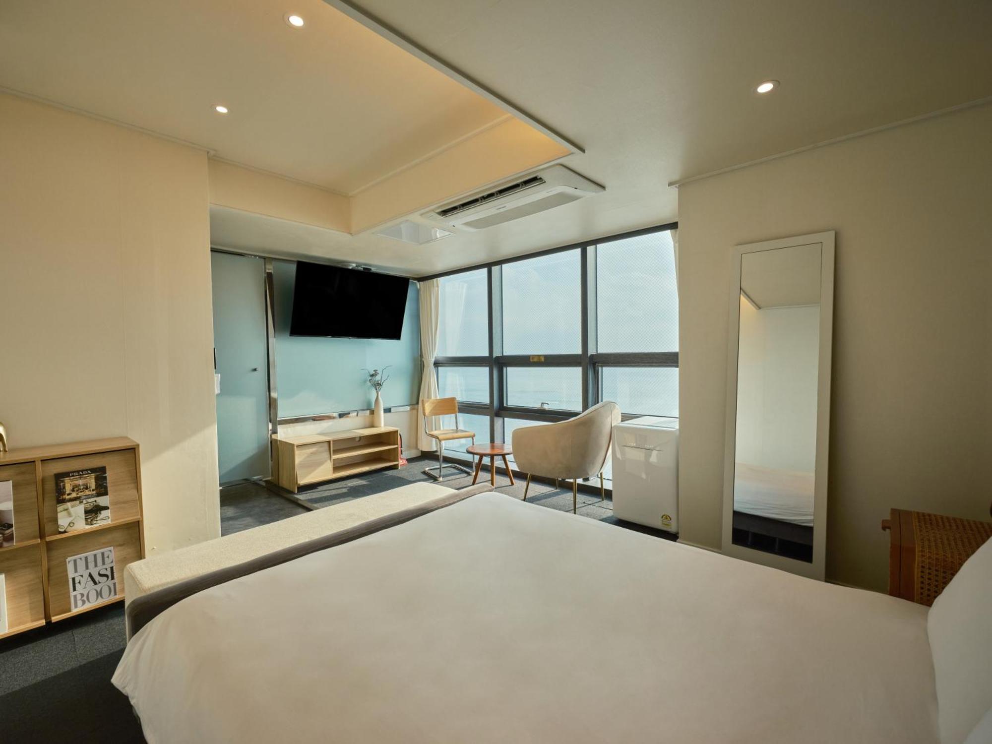 Uh Suite The Haeundae Busan Exterior foto