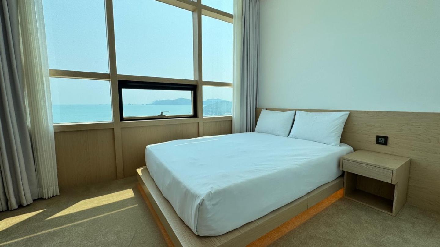 Uh Suite The Haeundae Busan Exterior foto